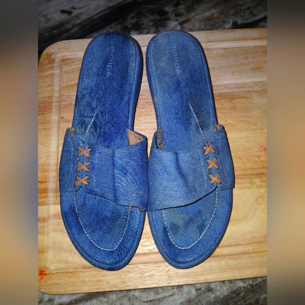 Stunning Vintage MARIPE Denium Slip On Shoes.New